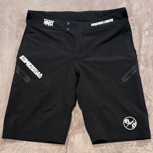 Black Enduro/DH Men's Shorts